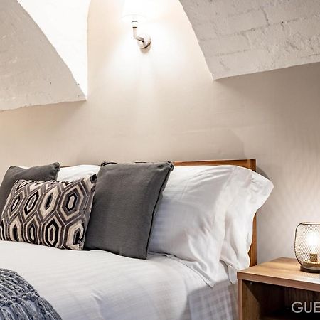 Host & Stay - Shaw Street Basement วุร์สเตอร์ ภายนอก รูปภาพ
