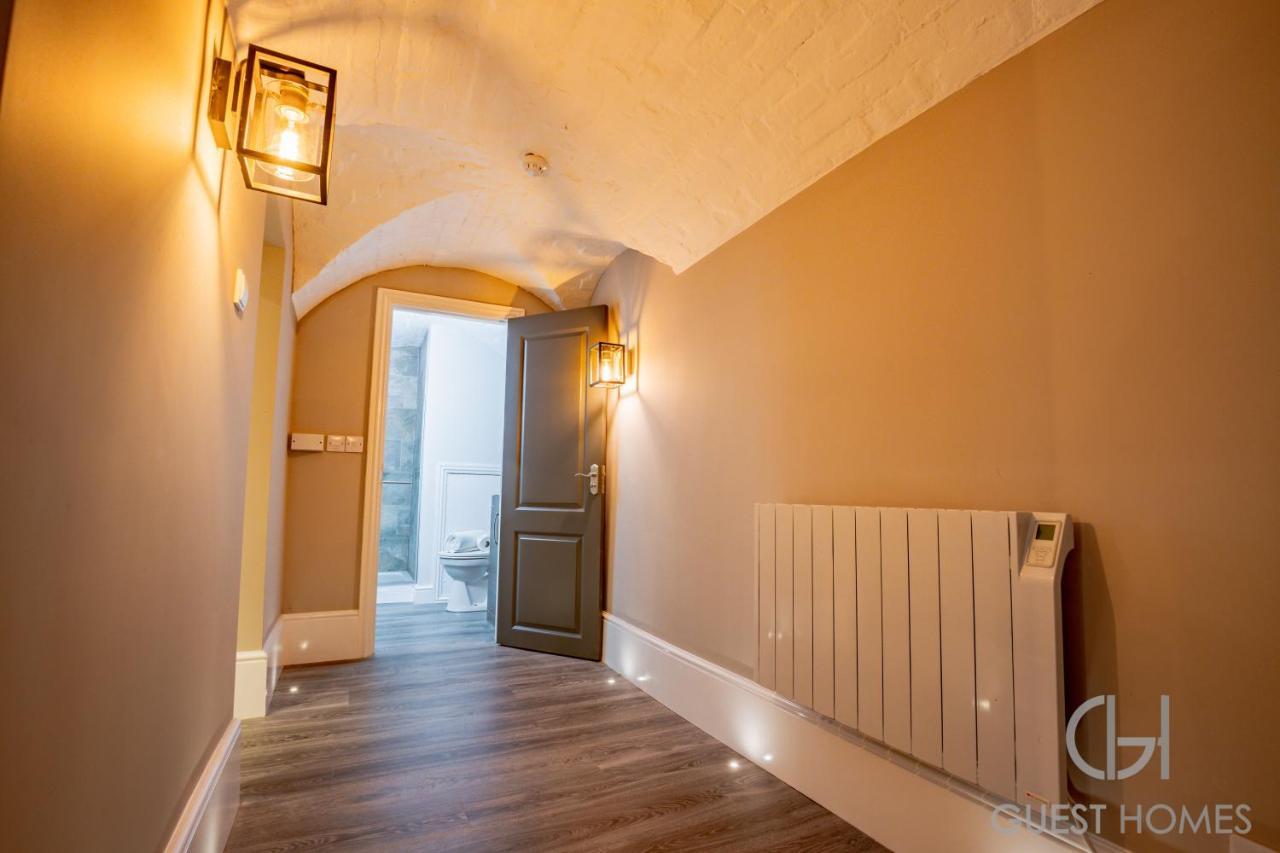 Host & Stay - Shaw Street Basement วุร์สเตอร์ ภายนอก รูปภาพ