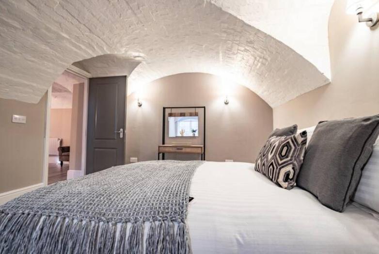 Host & Stay - Shaw Street Basement วุร์สเตอร์ ภายนอก รูปภาพ