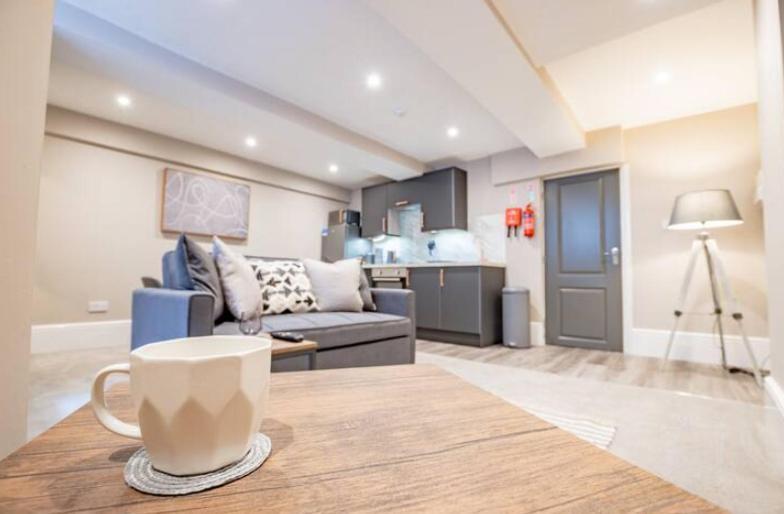 Host & Stay - Shaw Street Basement วุร์สเตอร์ ภายนอก รูปภาพ